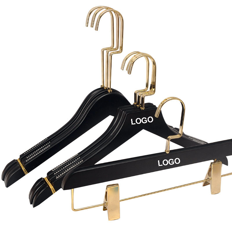 Owentek Factory Launches Hot-Selling Custom Logo Gold Hook Wood Clip Hangers – Ideal for Boutiques 
