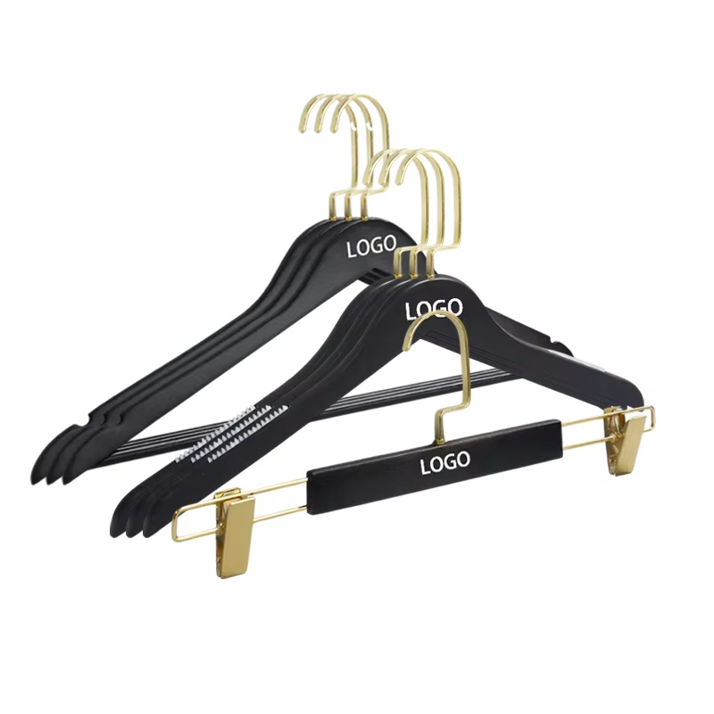  Custom Logo Gold Hook Wood Clip Hanger Non-Slip Black Boutique Clothes Pants Hangers for Wardrobe Bathroom for Clothing